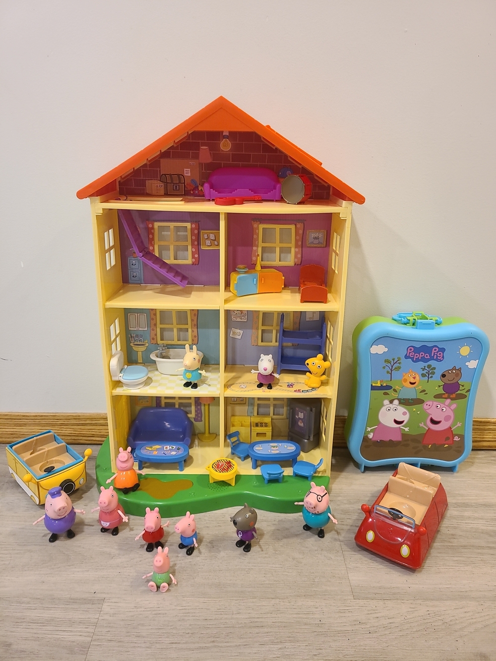 Peppa Pig Yellow Dollhouse Playset with Orange Roof & Blue Accessories